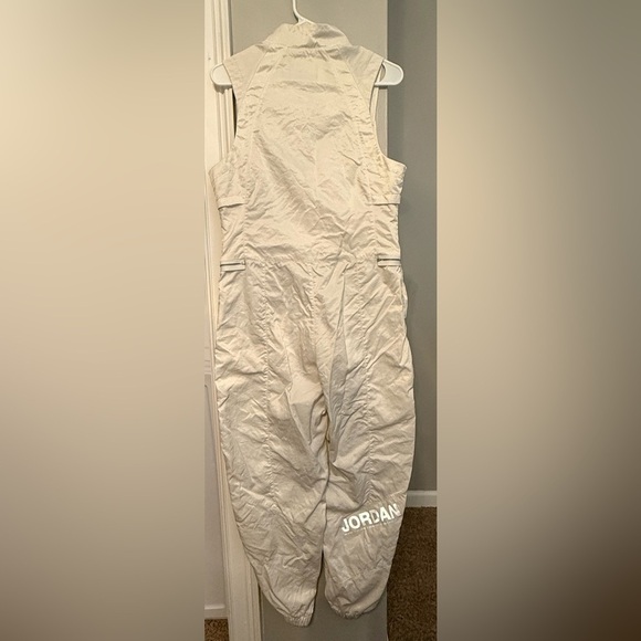Nike Air Jordan Women's White Flight Suit Size M - Picture 3 of 16